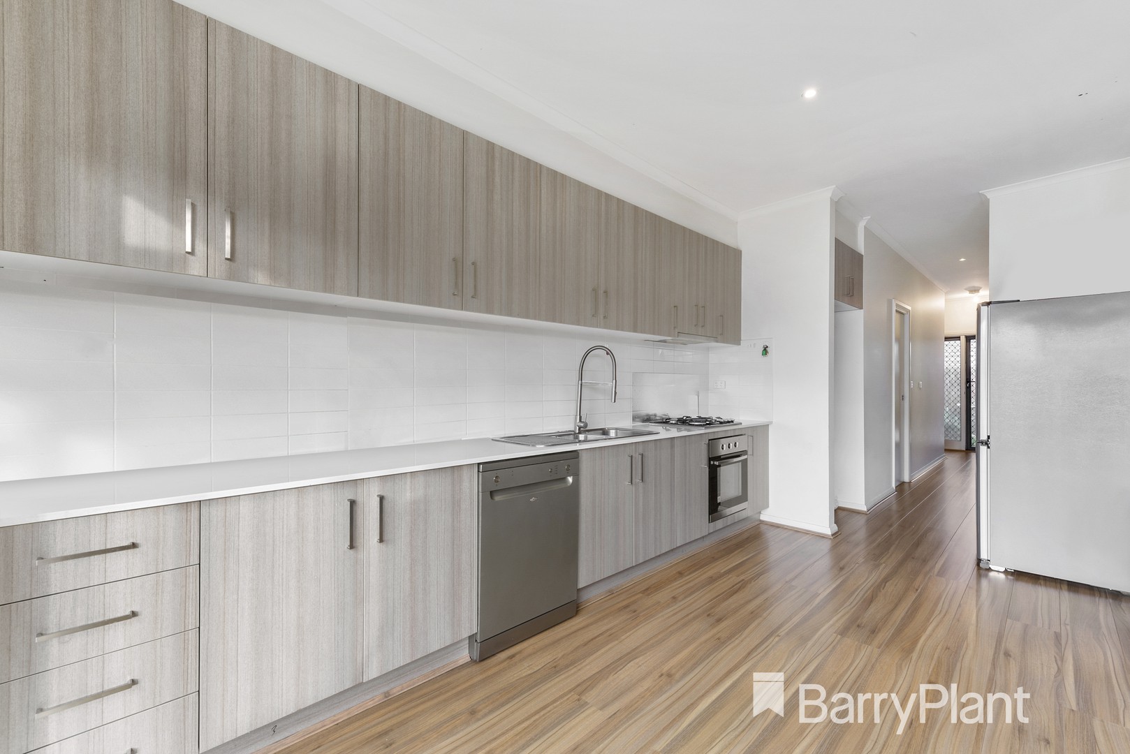 3/71-73 Station RoadDeer Park, VIC 3023, Deer Park - Thumbnail 2