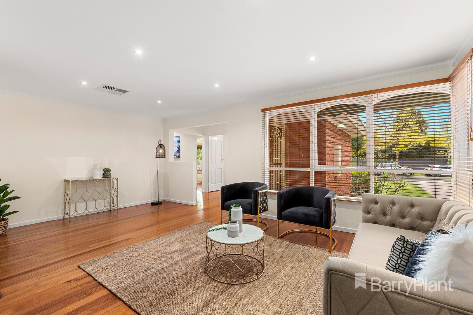 2 Eaglet CourtMill Park, VIC 3082, Mill Park - Thumbnail 2