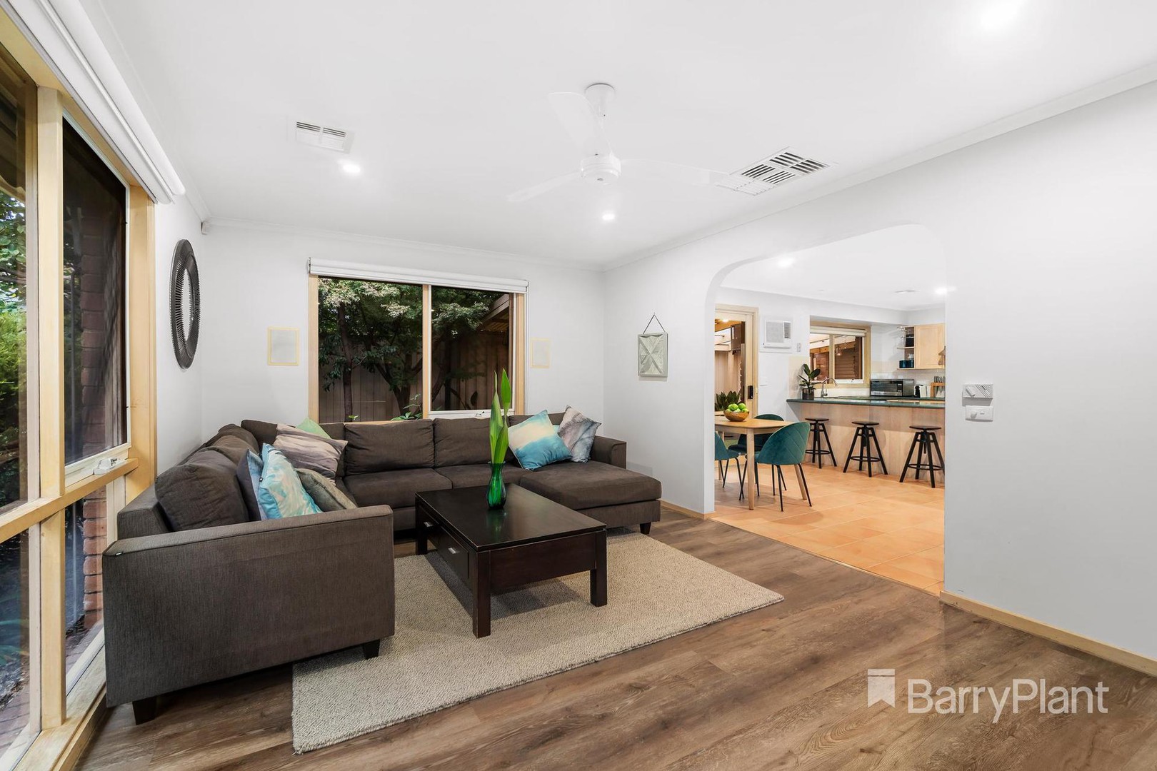 45 Hobson CrescentMill Park, VIC 3082, Mill Park - Thumbnail 5