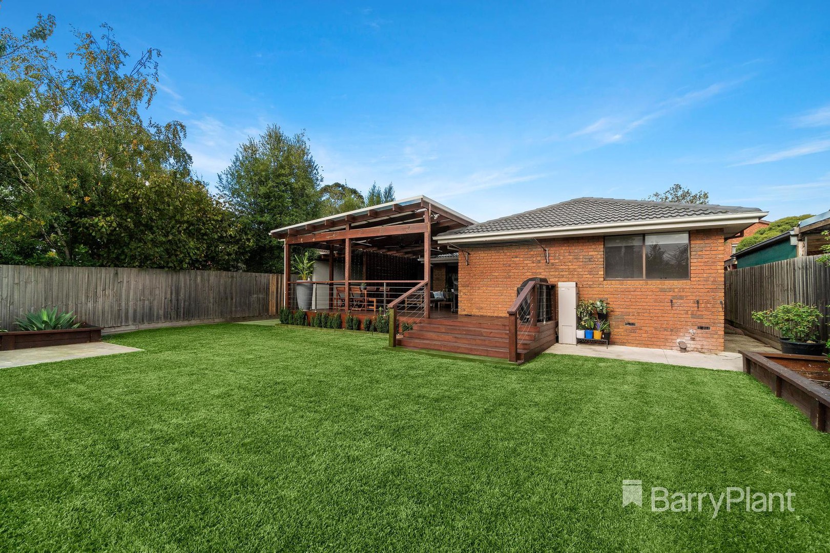 31 McLaughlin CrescentMill Park, VIC 3082, Mill Park - Thumbnail 2