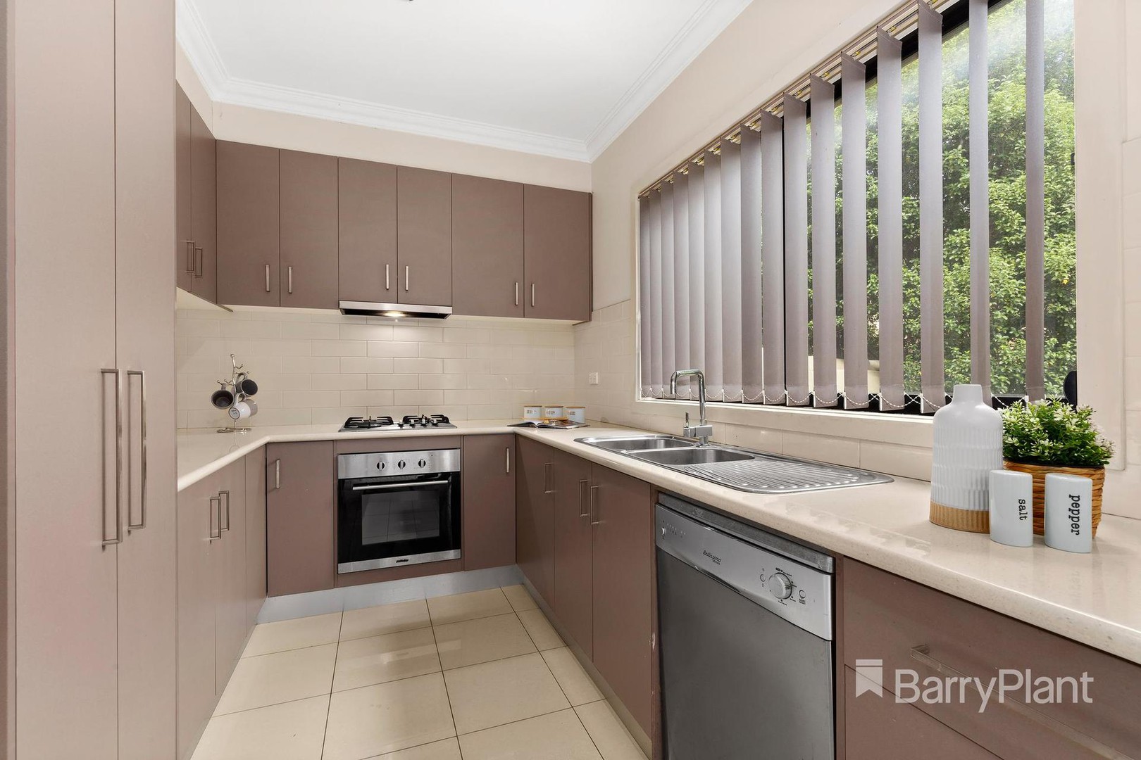 4/7 Old Plenty RoadSouth Morang, VIC 3752, South Morang - Thumbnail 2