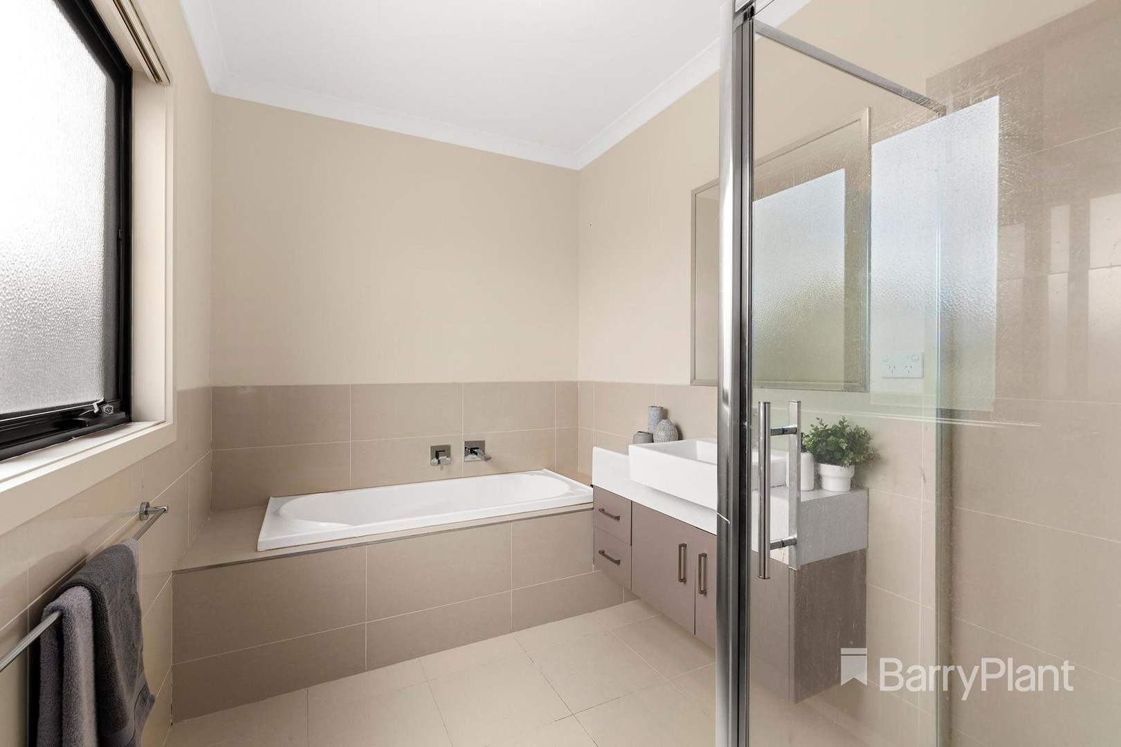 4/7 Old Plenty RoadSouth Morang, VIC 3752, South Morang - Thumbnail 7