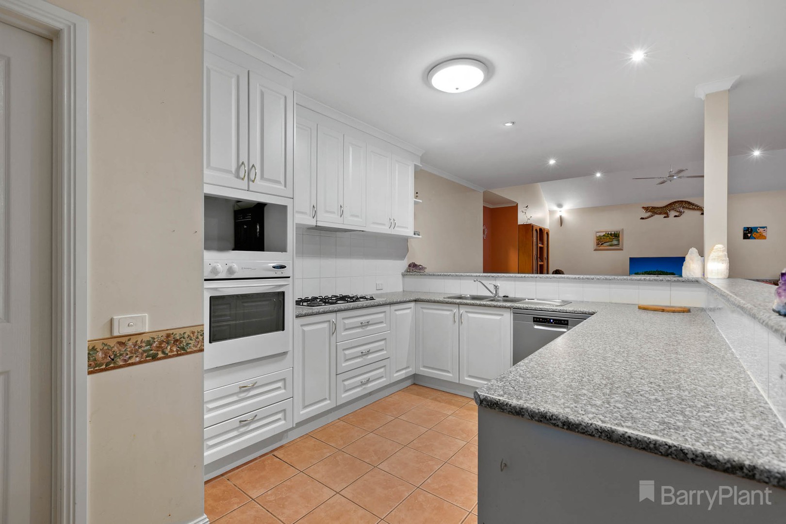 1/17 Sylvia RoadBeaconsfield, VIC 3807, Beaconsfield - Thumbnail 2
