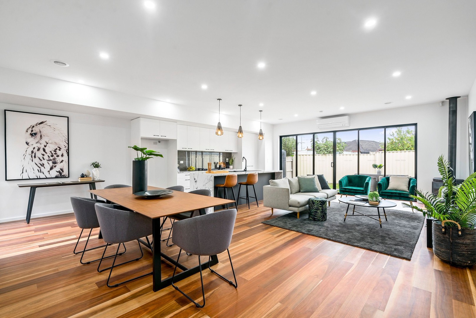 5 Chaumont DriveAvondale Heights, VIC 3034, Avondale Heights - Thumbnail 2