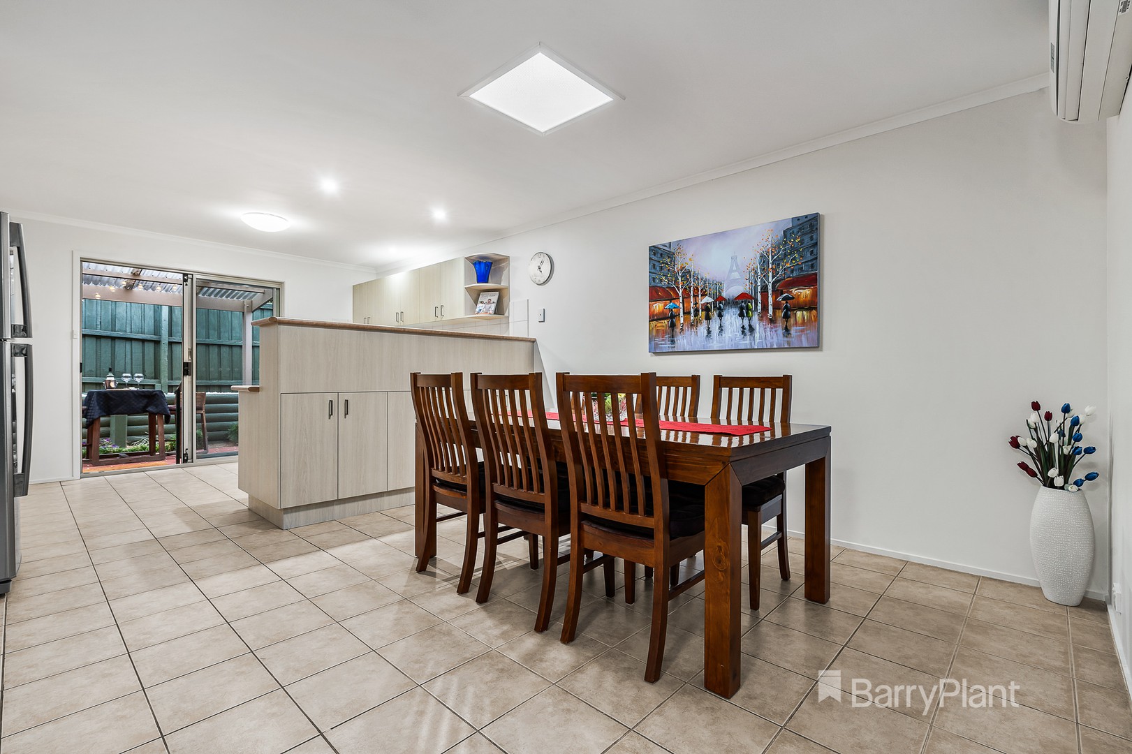 5 Sandon CircuitForest Hill, VIC 3131, Forest Hill - Thumbnail 4