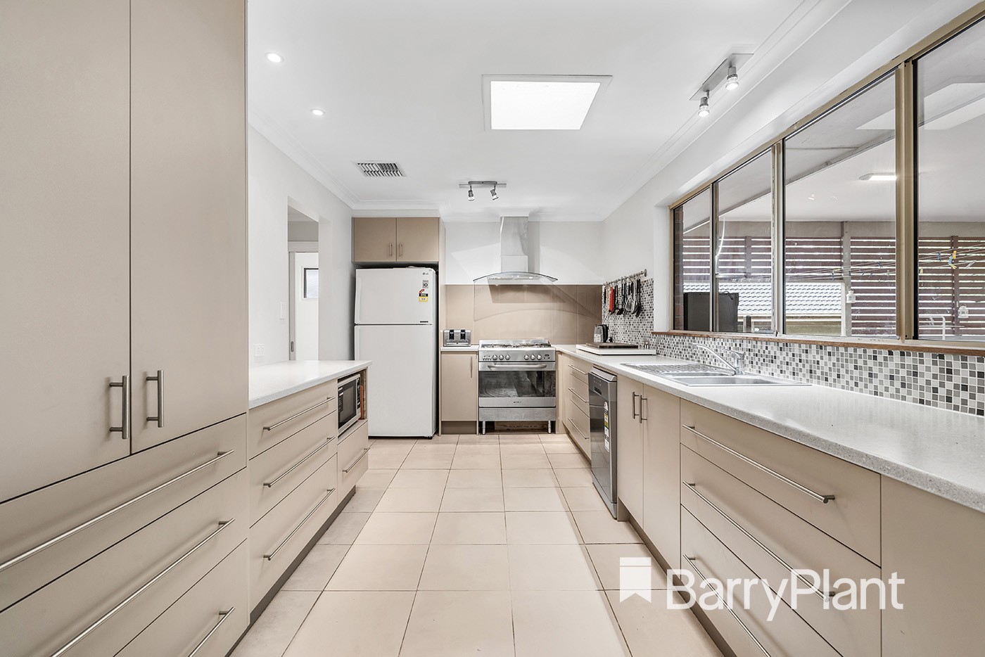 38 Winnetka DriveLilydale, VIC 3140, Lilydale - Thumbnail 5