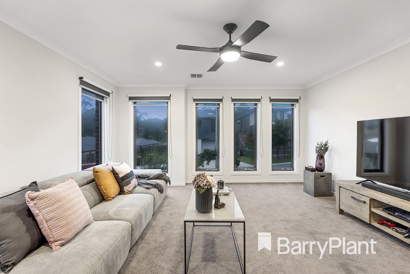 36 Camden DriveChirnside Park, VIC 3116, Chirnside Park - Thumbnail 3