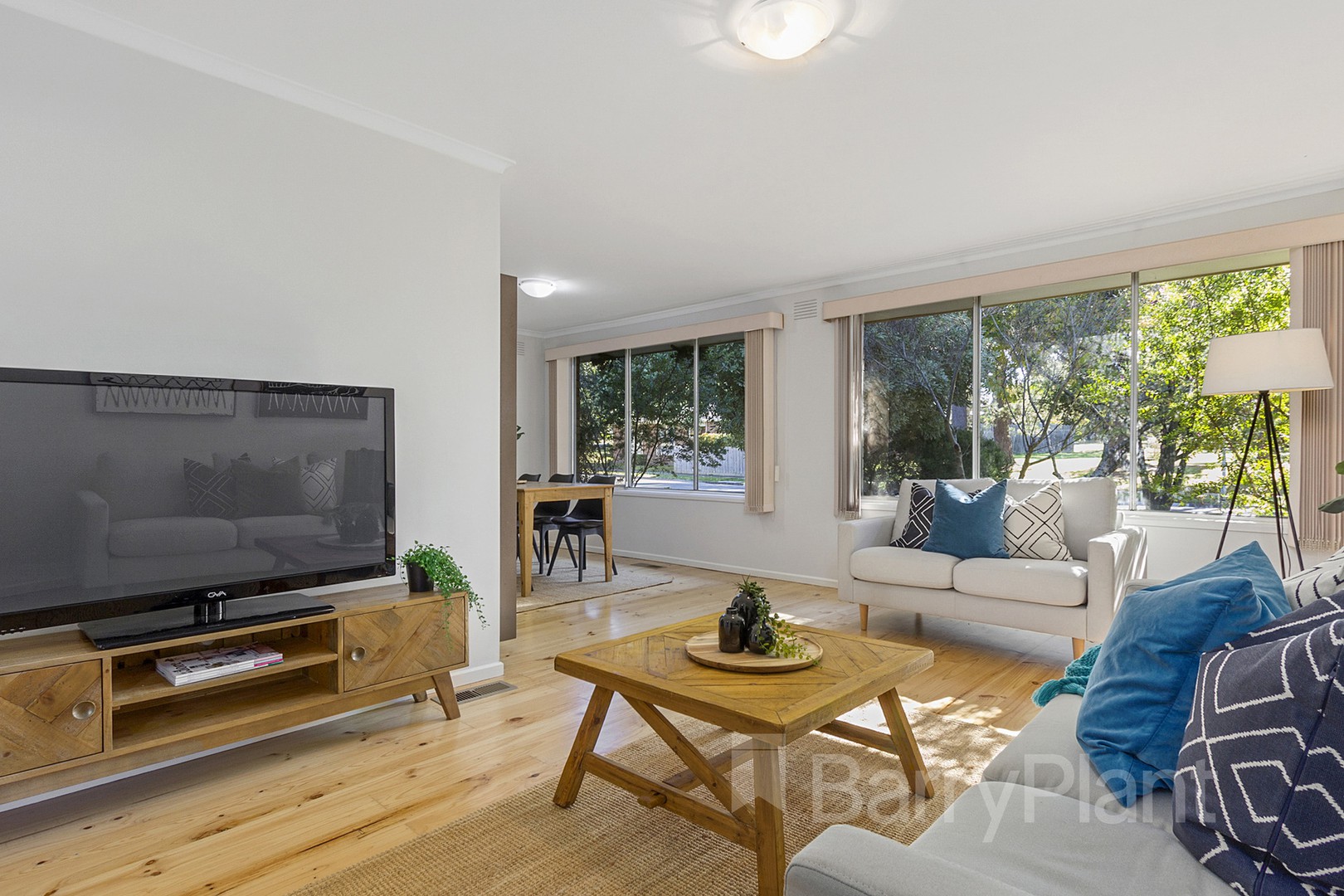 15 Teddington WayWantirna, VIC 3152, Wantirna - Thumbnail 2