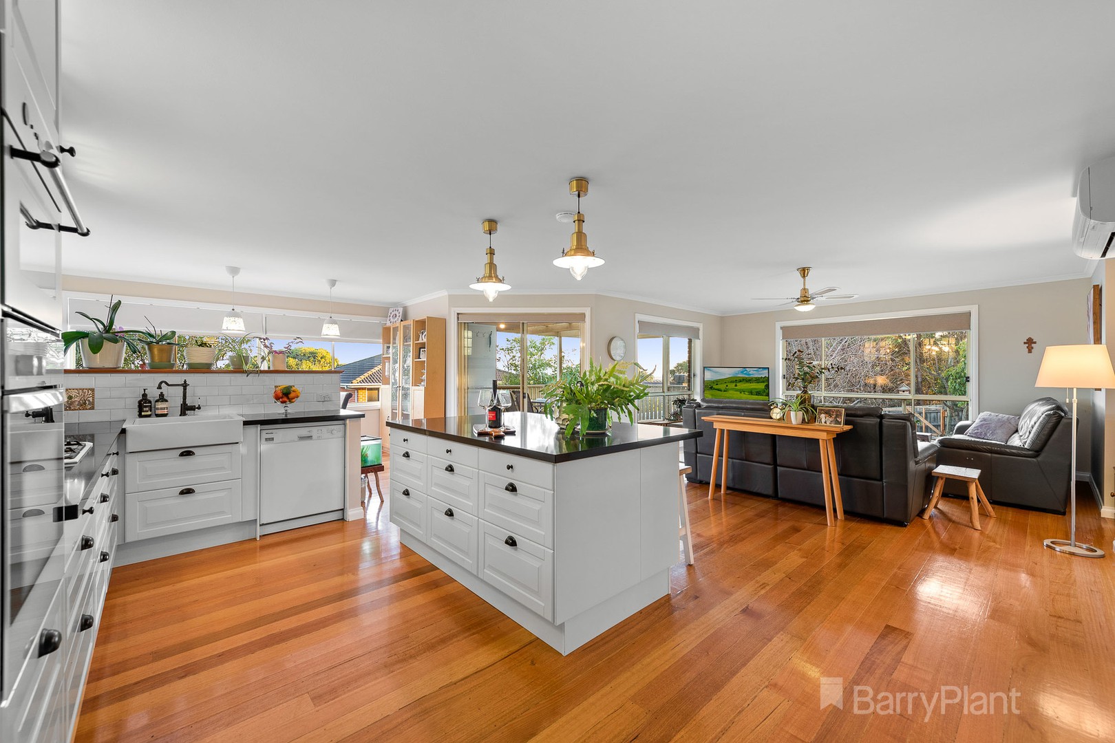 2 Ayr CourtPakenham, VIC 3810, Pakenham - Thumbnail 5