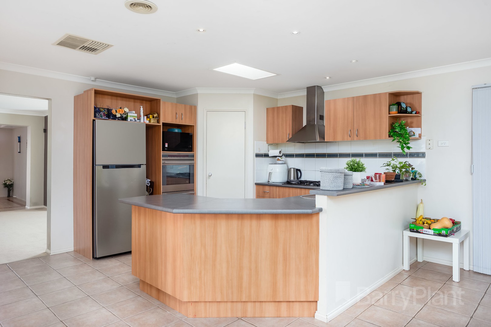 48 Willowgreen WayPoint Cook, VIC 3030, Point Cook - Thumbnail 4