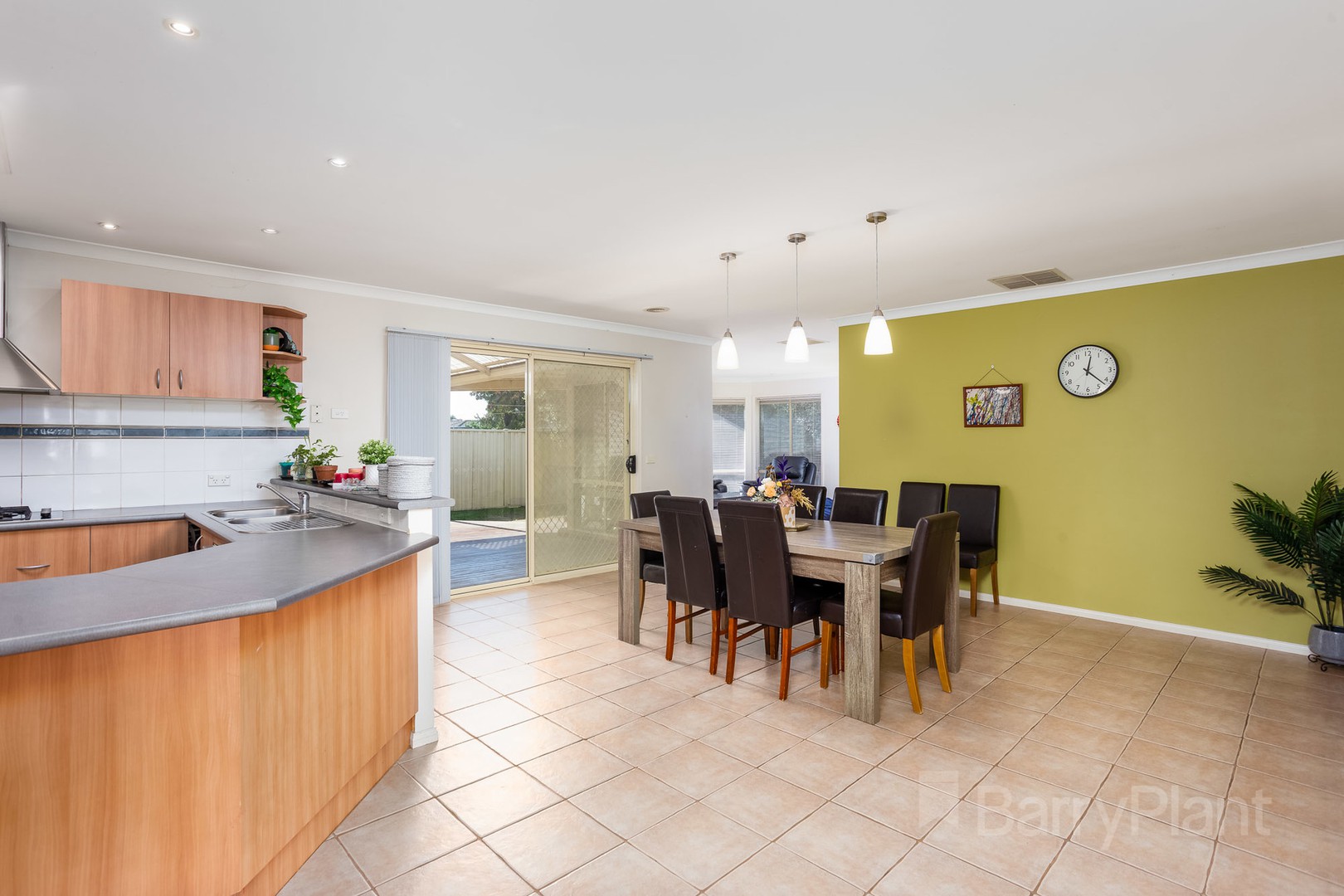 48 Willowgreen WayPoint Cook, VIC 3030, Point Cook - Thumbnail 5
