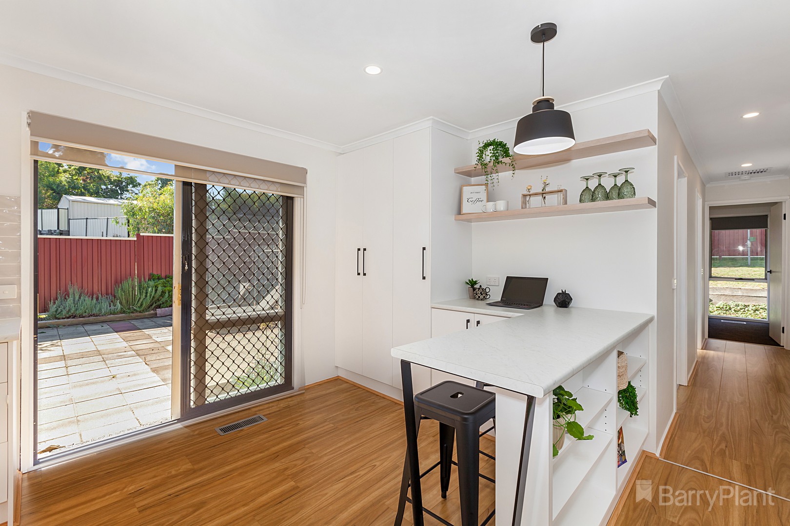 7 Andrew Avenue, Waterford Park, VIC 3658 - Thumbnail 2 - 03/05/2021