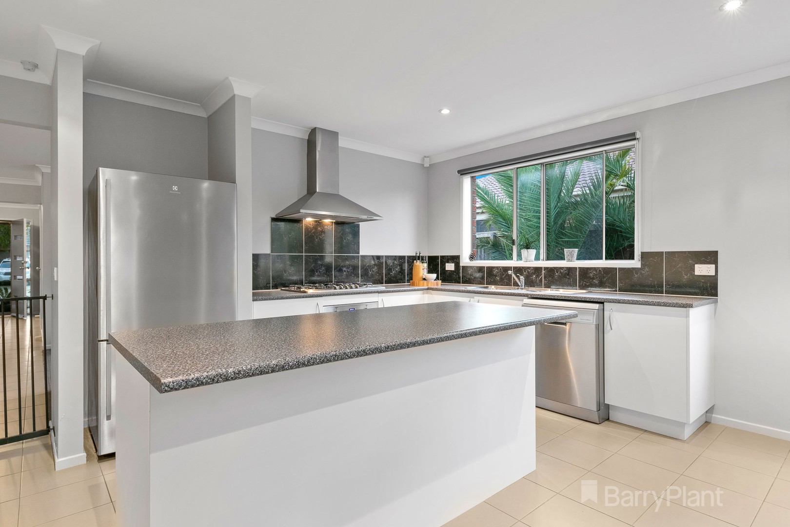 10 Melrose StreetPakenham, VIC 3810, Pakenham - Thumbnail 3