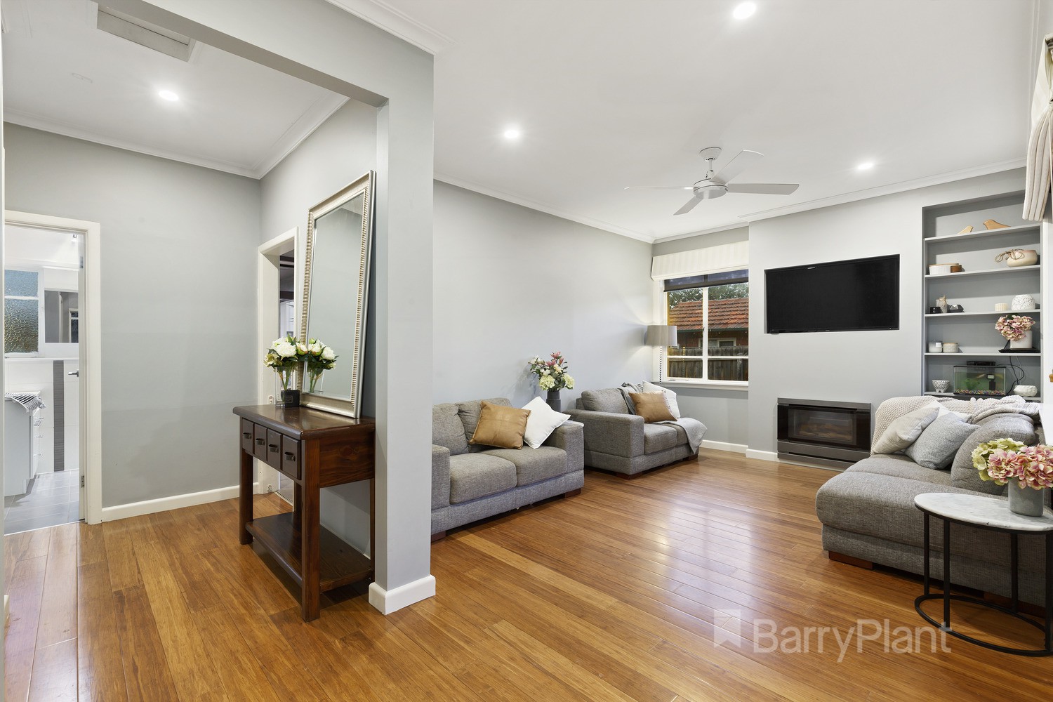 1/69 Outhwaite RoadHeidelberg Heights, VIC 3081, Heidelberg Heights - Thumbnail 2