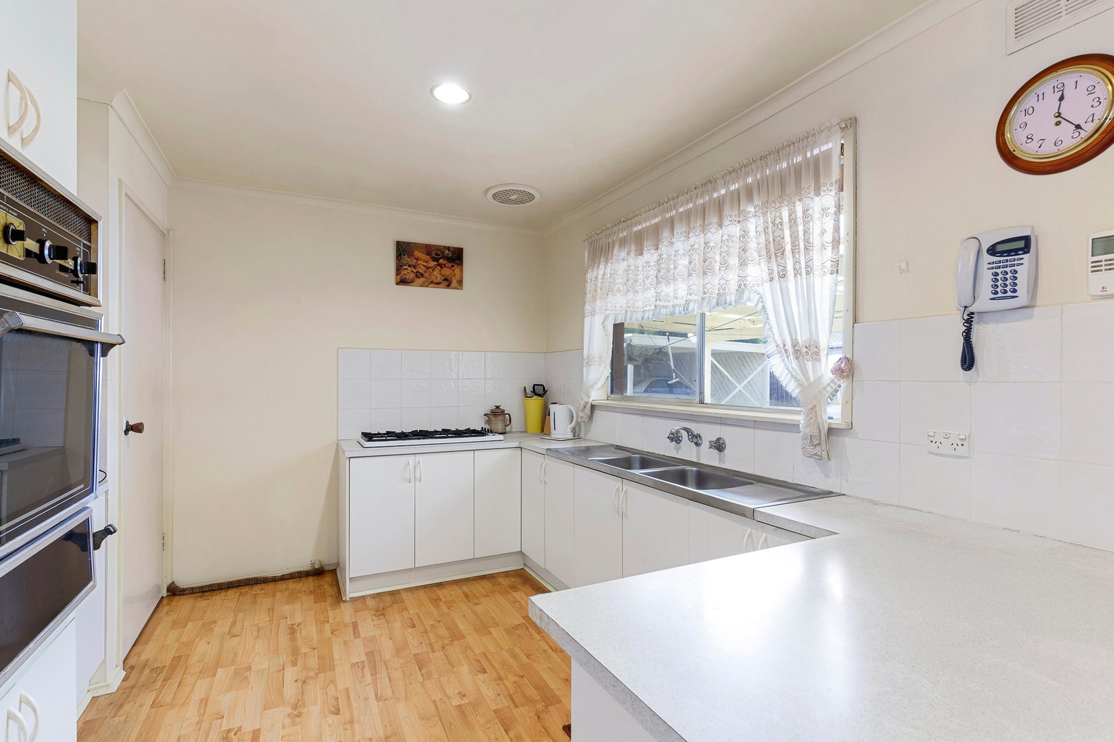 2 Meldrum AvenueMill Park, VIC 3082, Mill Park - Thumbnail 6