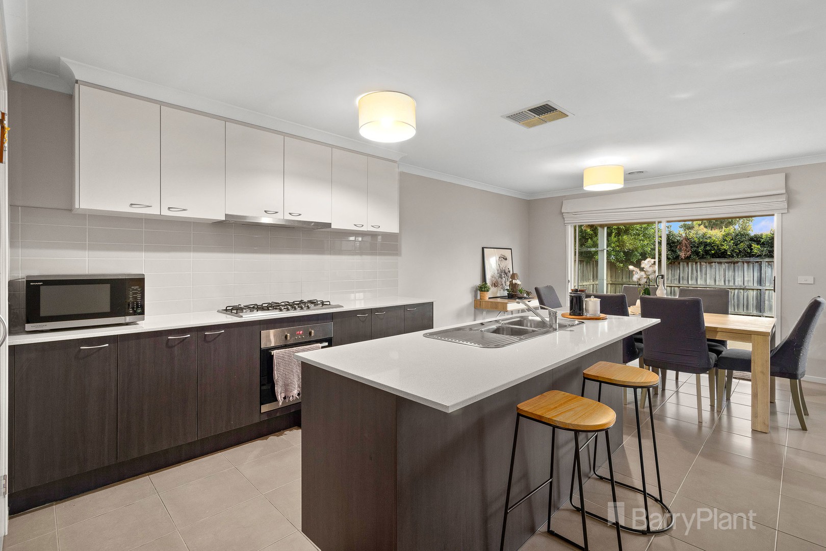 9 Autumn Fields DriveCranbourne North, VIC 3977, Cranbourne North - Thumbnail 3