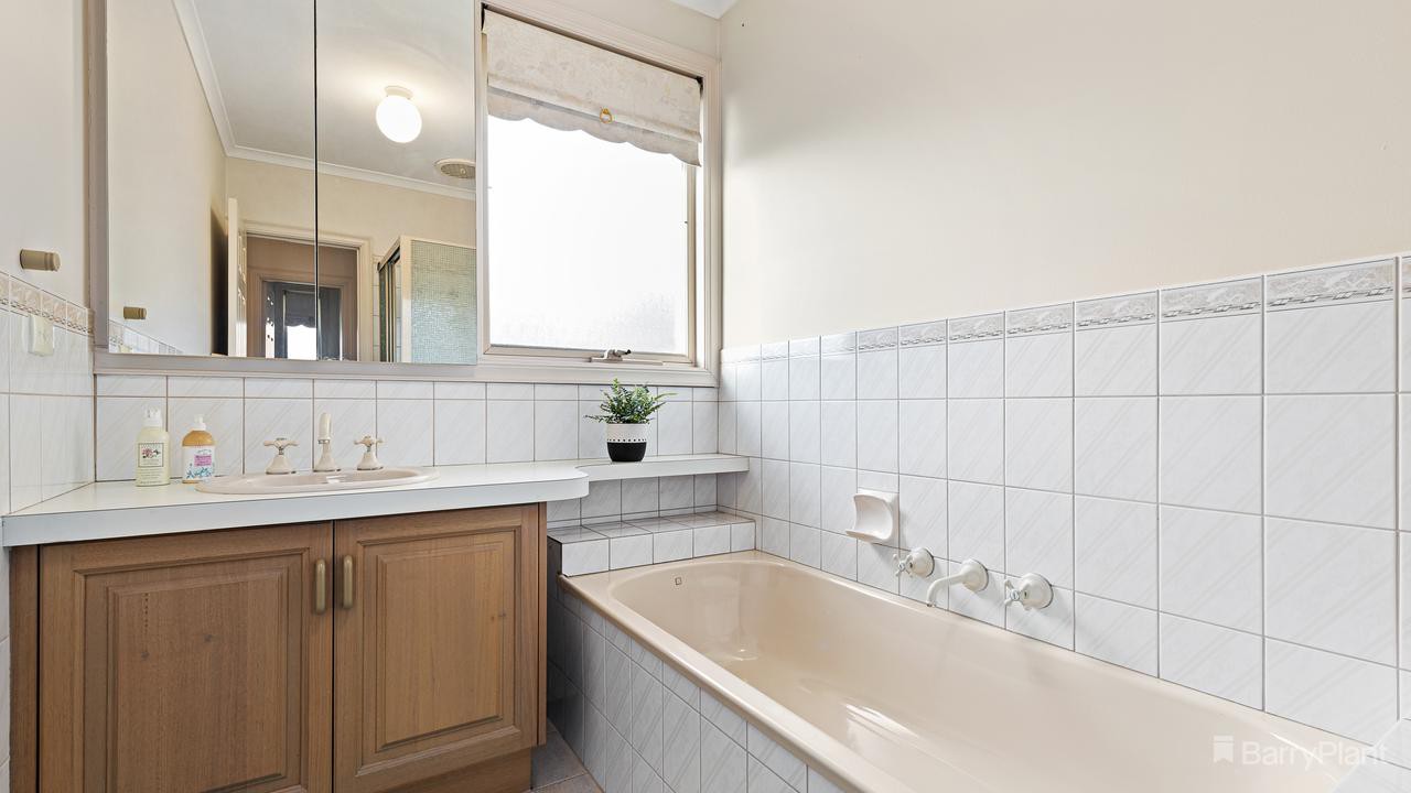 1/12 Gardenia StreetBlackburn, VIC 3130, Blackburn - Thumbnail 8