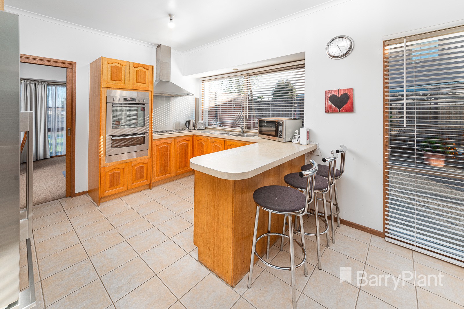 18 Farnborough AvenueCraigieburn, VIC 3064, Craigieburn - Thumbnail 2