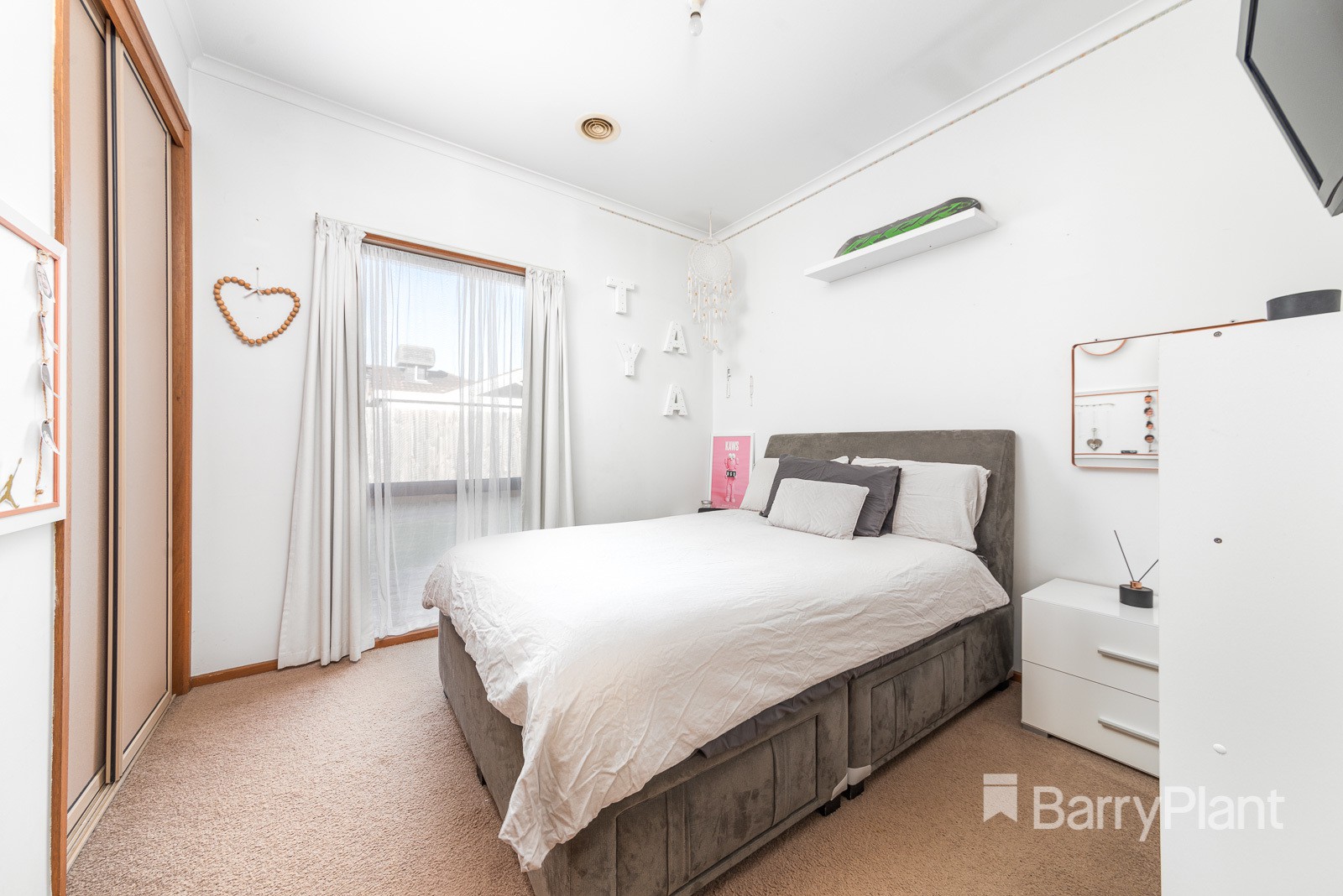 18 Farnborough AvenueCraigieburn, VIC 3064, Craigieburn - Thumbnail 7