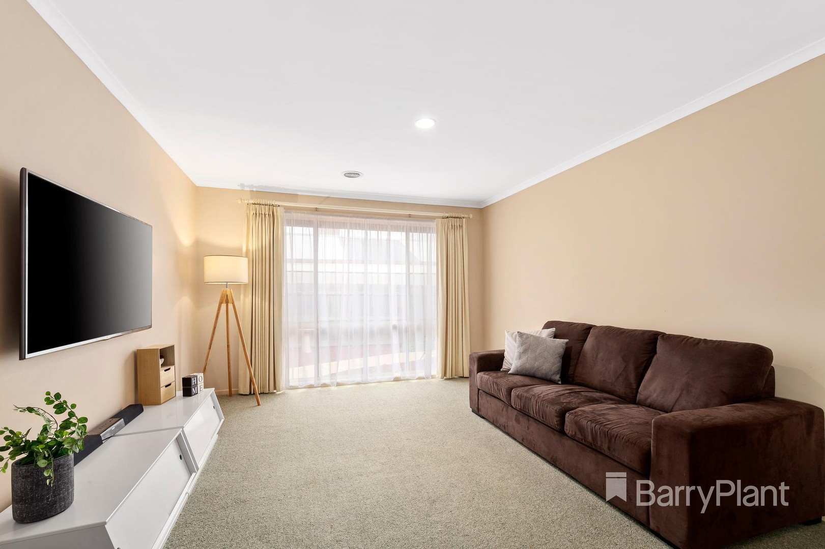 37 Cobblestone DriveSouth Morang, VIC 3752, South Morang - Thumbnail 5