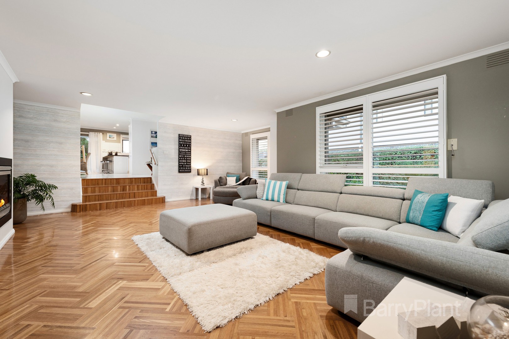 229 Outlook DriveDandenong North, VIC 3175, Dandenong North - Thumbnail 2