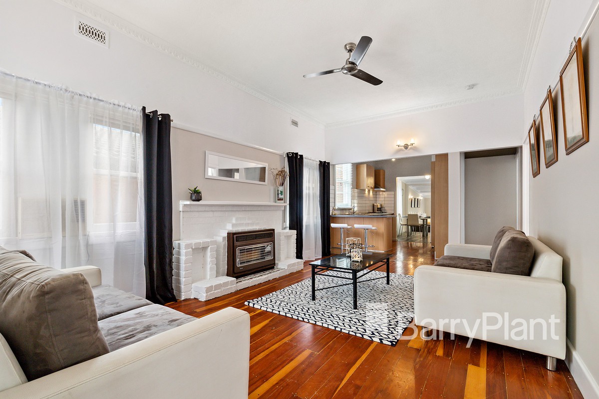 18 Sixth AvenueRosebud, VIC 3939, Rosebud - Thumbnail 3