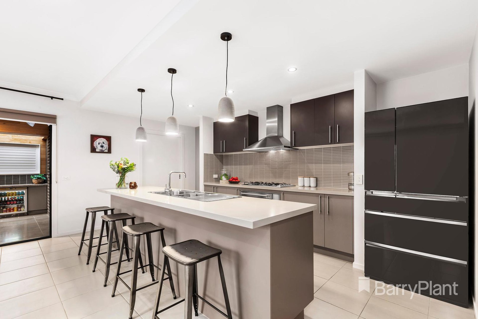 16 St Leonard DriveSouth Morang, VIC 3752, South Morang - Thumbnail 3