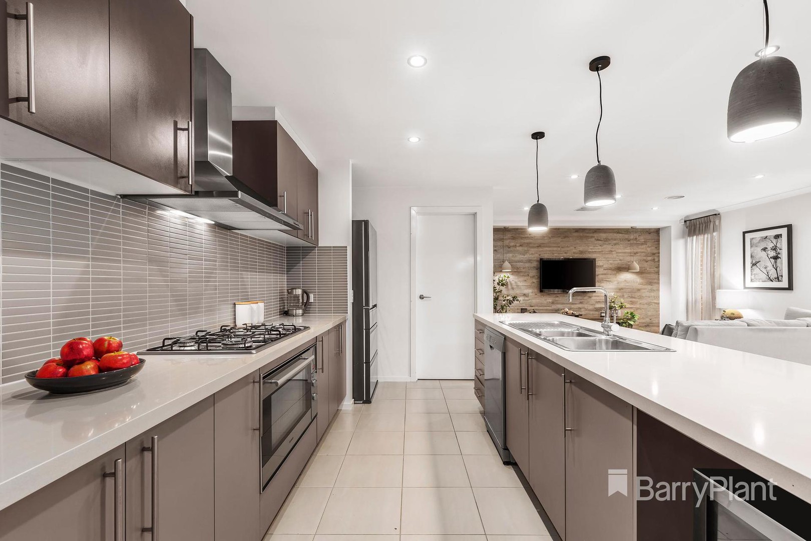 16 St Leonard DriveSouth Morang, VIC 3752, South Morang - Thumbnail 4