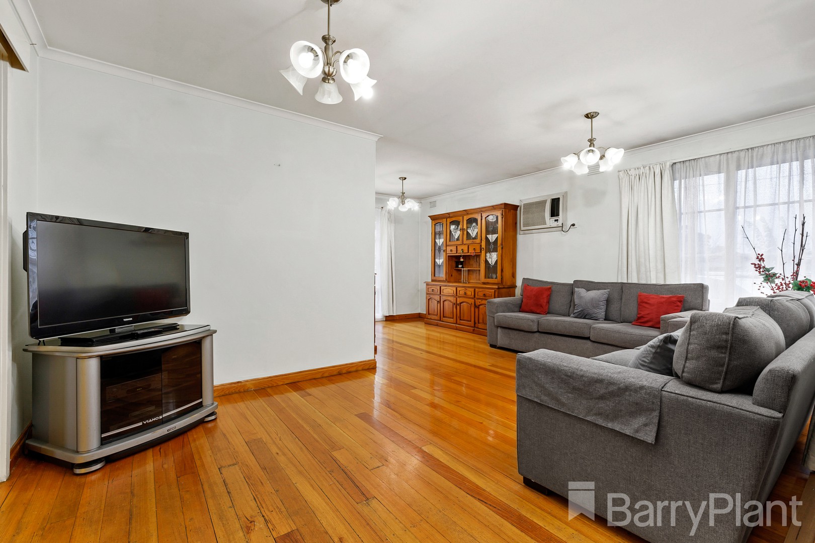 31 Medora AvenueBundoora, VIC 3083, Bundoora - Thumbnail 3