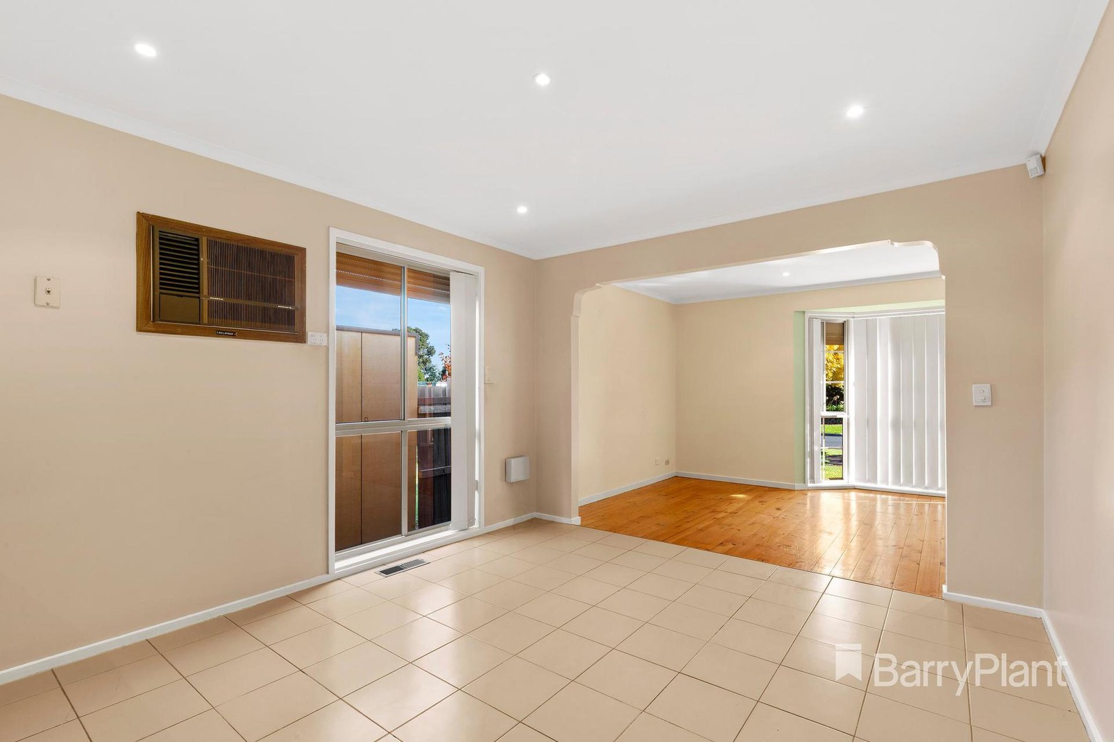 13 Fairwyn CloseMill Park, VIC 3082, Mill Park - Thumbnail 5