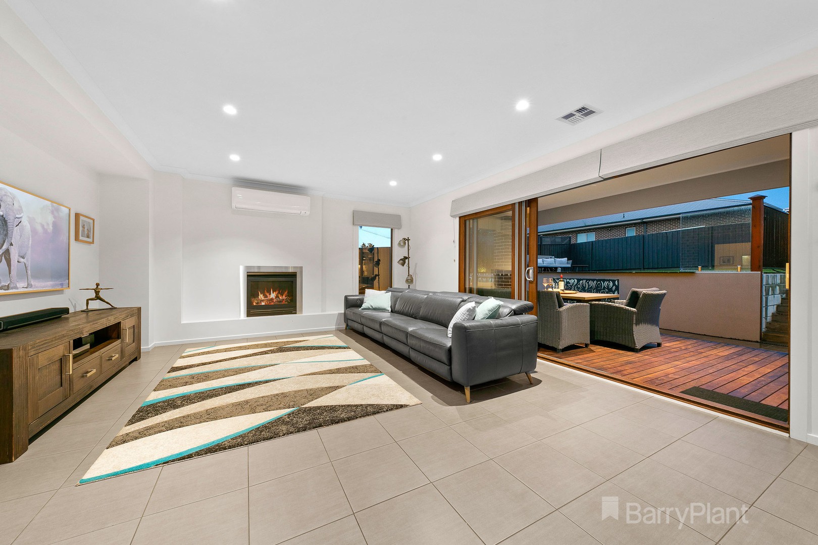 20 Oakview BoulevardNarre Warren North, VIC 3804, Narre Warren North - Thumbnail 4