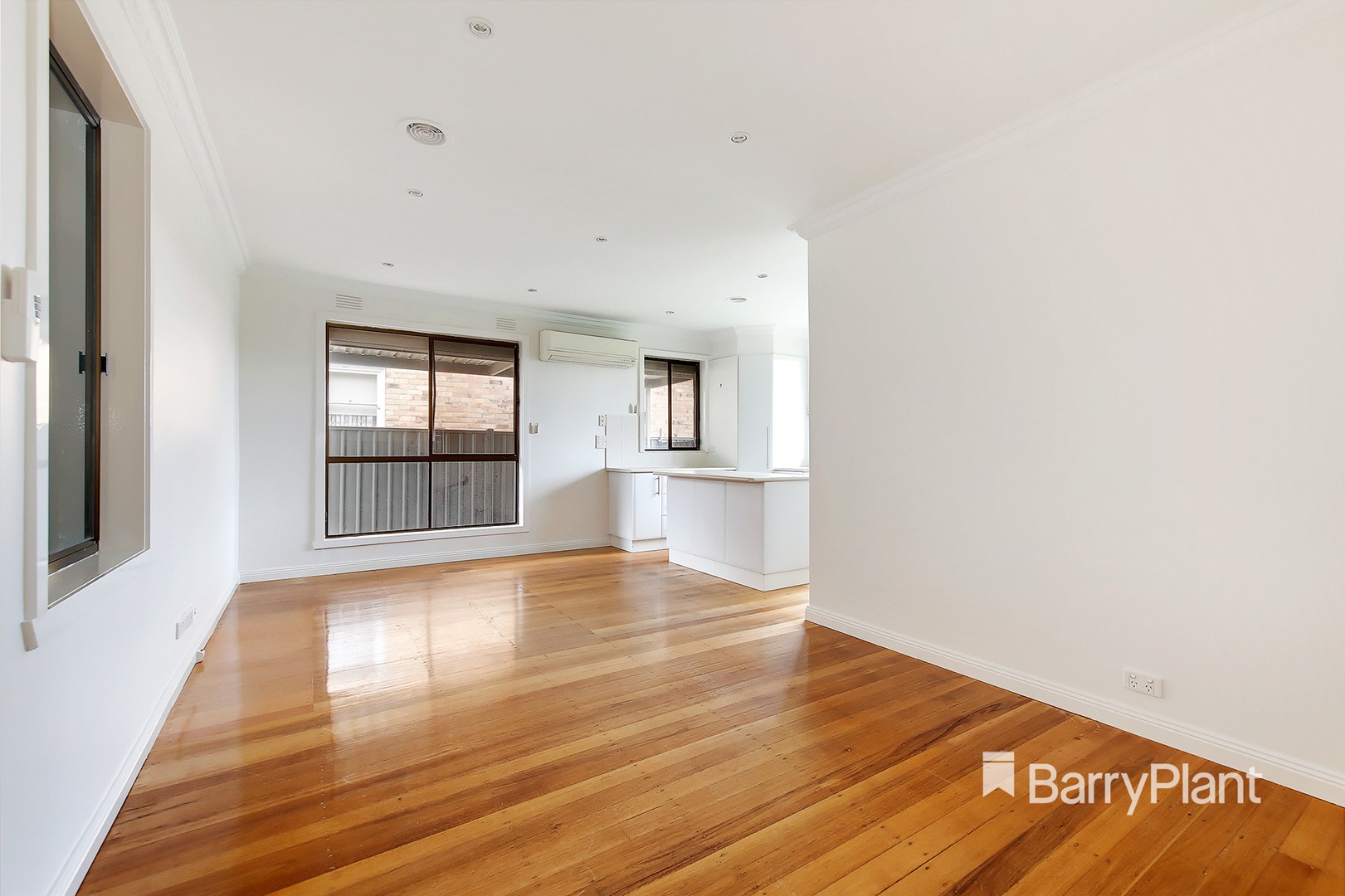 7 Kinnaird StreetJacana, VIC 3047, Jacana - Thumbnail 2