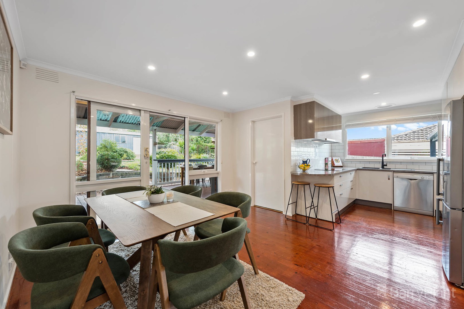 18 Mahon CrescentNarre Warren, VIC 3805, Narre Warren - Thumbnail 4