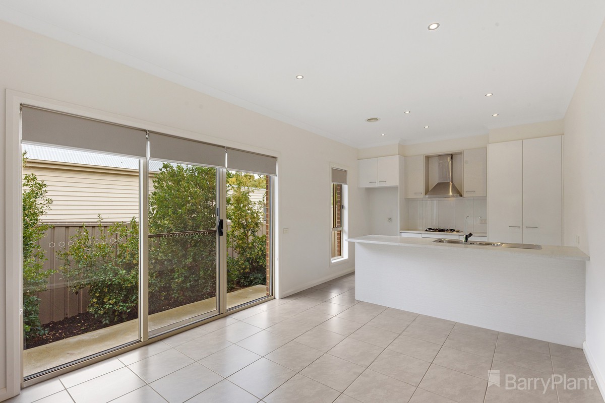 1/27 Macdougall RoadGolden Square, VIC 3555, Golden Square - Thumbnail 3