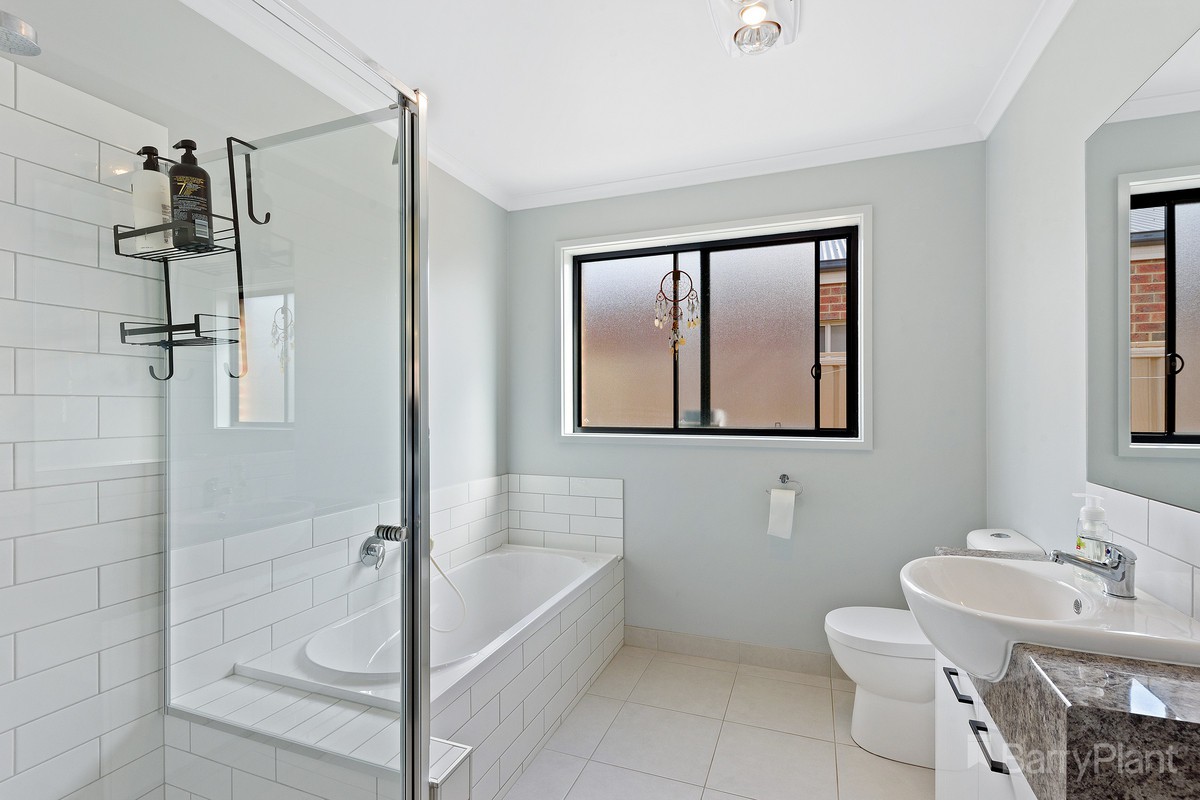 3 Kingfisher AvenueKangaroo Flat, VIC 3555, Kangaroo Flat - Thumbnail 7