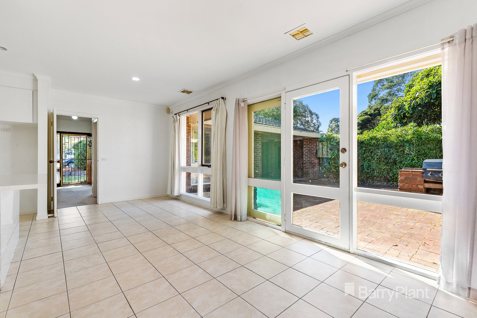 55 Amesbury AvenueWantirna, VIC 3152, Wantirna - Thumbnail 5