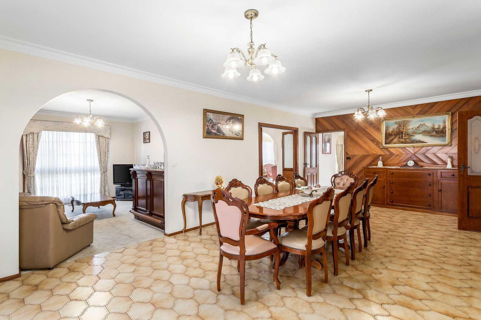 13 Capri CrescentAvondale Heights, VIC 3034, Avondale Heights - Thumbnail 5
