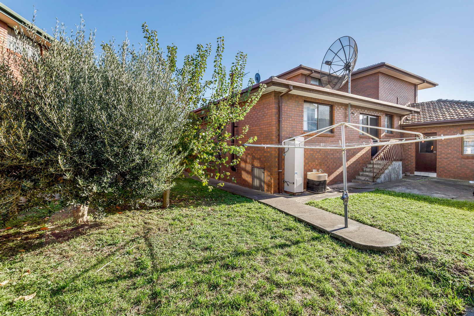 13 Capri CrescentAvondale Heights, VIC 3034, Avondale Heights - Thumbnail 8