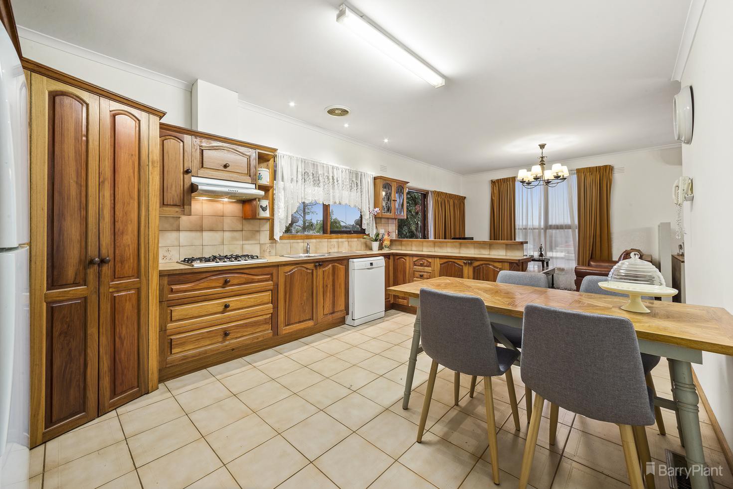 31 Fullwood Parade, Doncaster East, VIC 3109, Doncaster East - Thumbnail 3