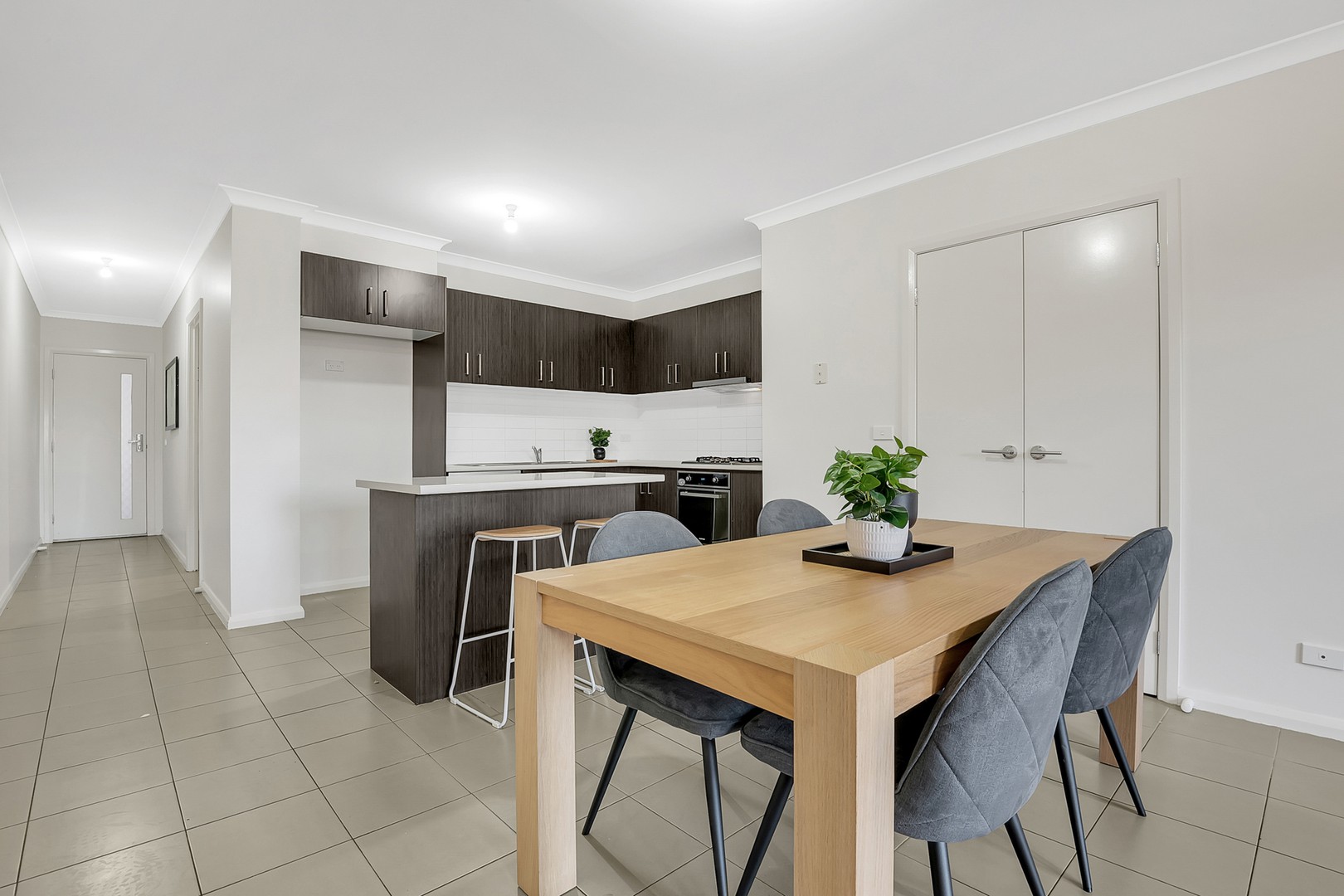 31/335 Grand BoulevardCraigieburn, VIC 3064, Craigieburn - Thumbnail 2
