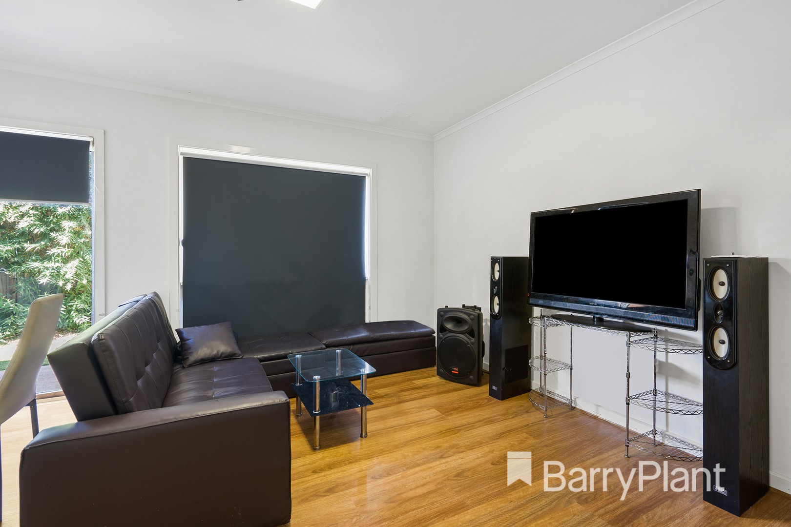 2/6 McRae AvenueSt Albans, VIC 3021, St Albans - Thumbnail 3