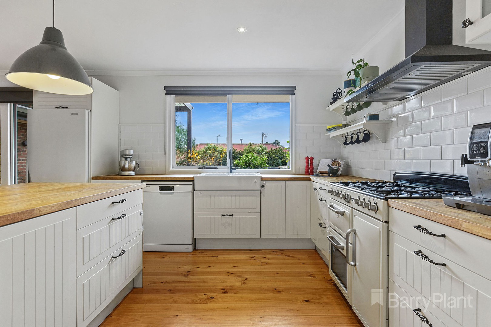 6 Tweed CourtLangwarrin, VIC 3910, Langwarrin - Thumbnail 2