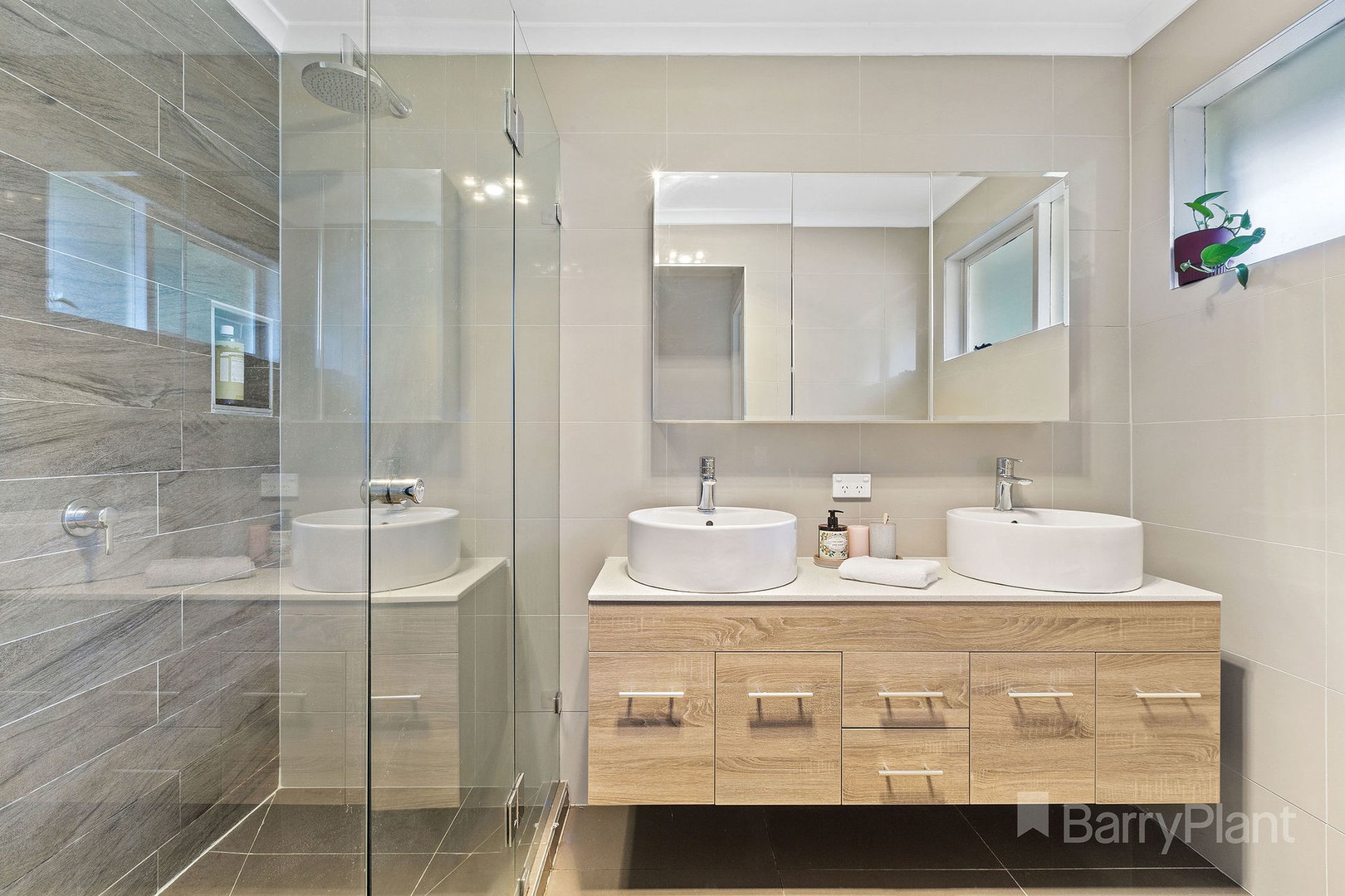6 Tweed CourtLangwarrin, VIC 3910, Langwarrin - Thumbnail 4