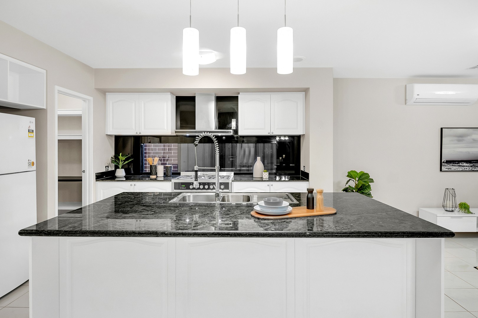 29 Groveton StreetCraigieburn, VIC 3064, Craigieburn - Thumbnail 2