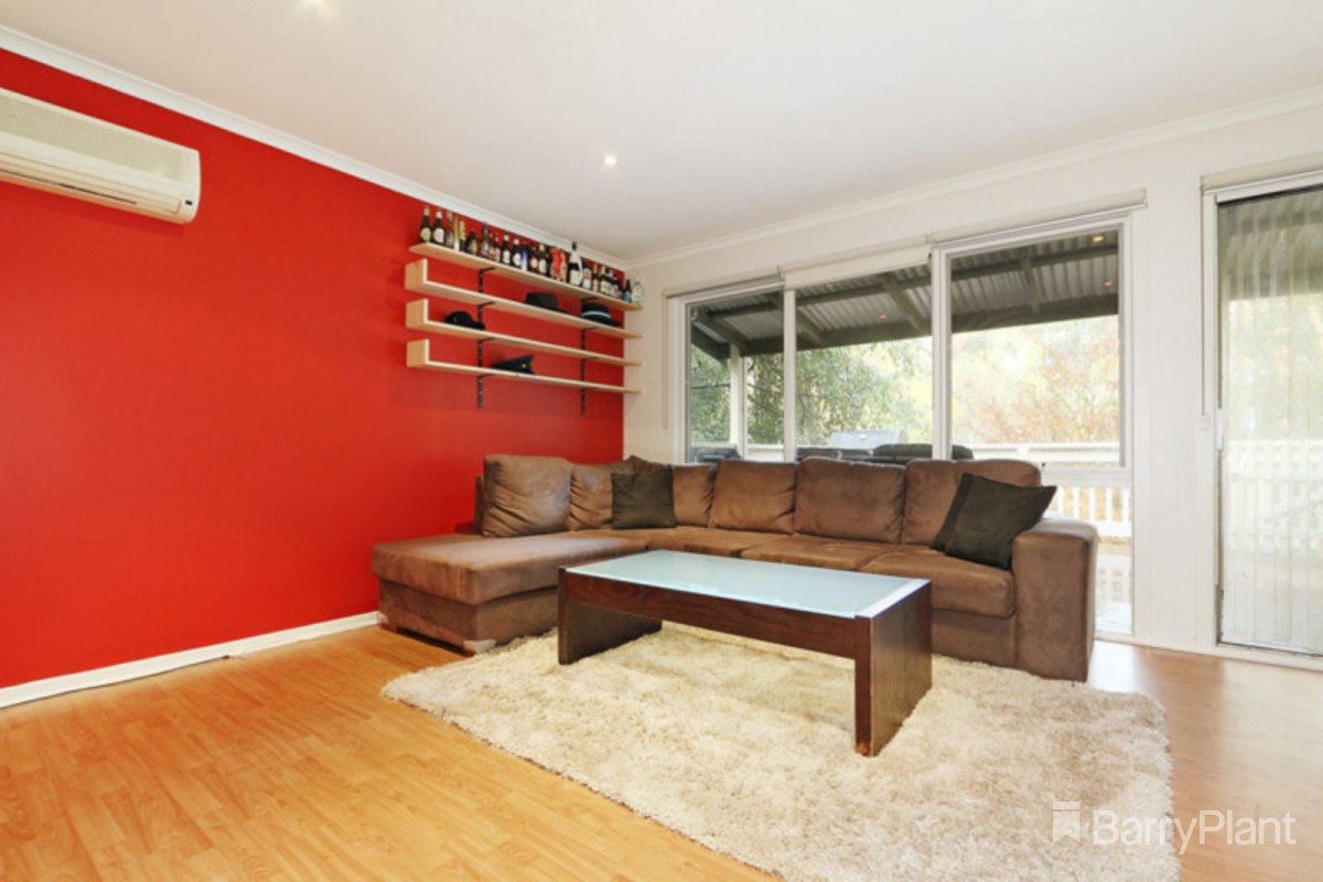 49 Caroline Avenue, Cockatoo, VIC 3781 - Thumbnail 1 - 10/05/2021