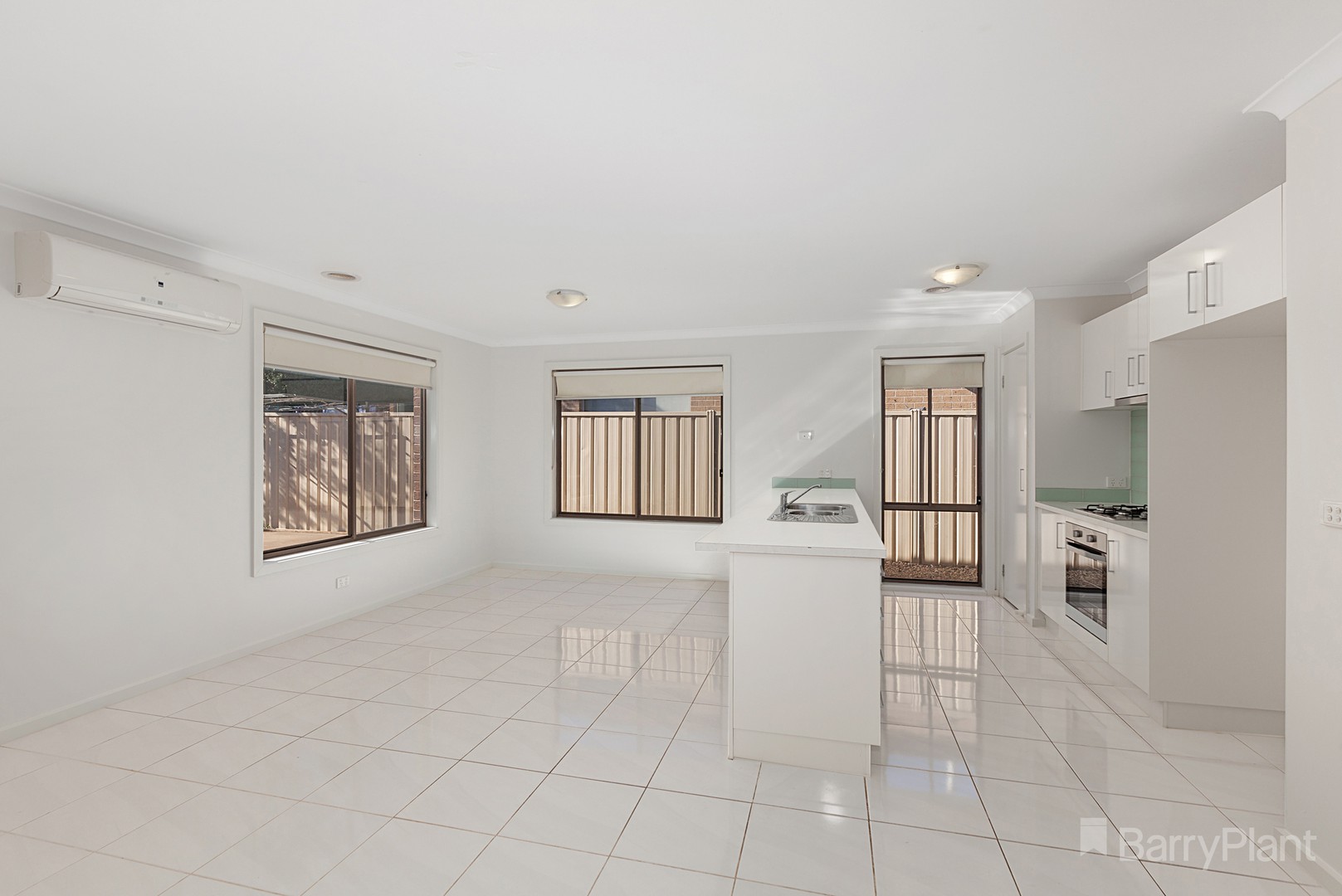 28 Royal ParadeKilmore, VIC 3764, Kilmore - Thumbnail 3