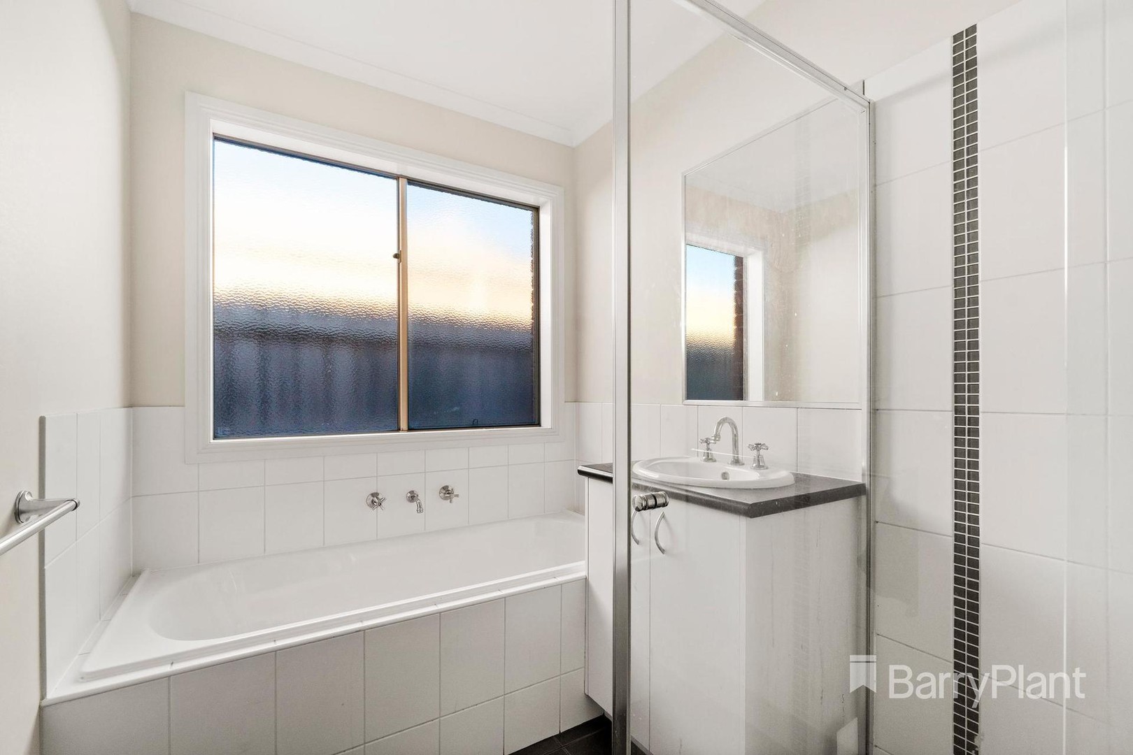 246 The Lakes BoulevardSouth Morang, VIC 3752