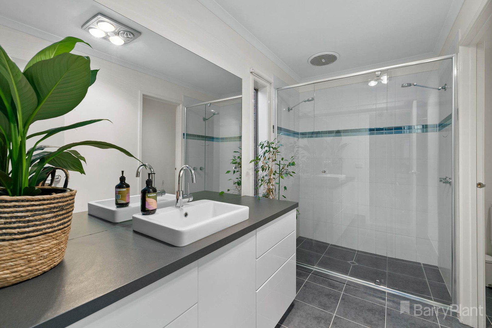 16 Marisa CrescentBerwick, VIC 3806, Berwick - Thumbnail 8