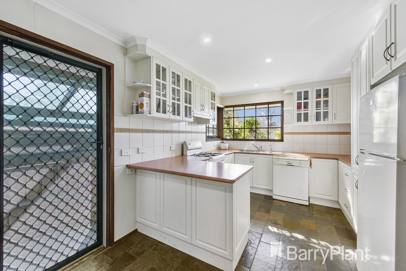 75 Gretel GroveMelton, VIC 3337, Melton - Thumbnail 7