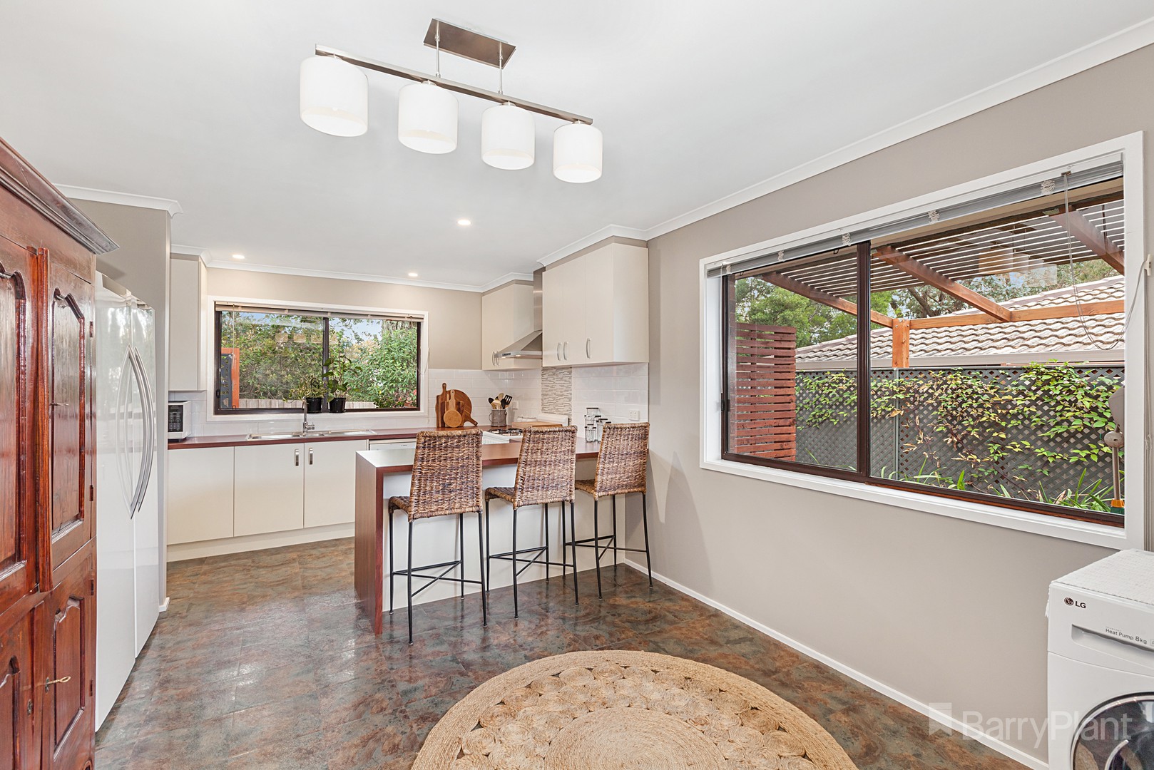 2/87 White StreetKilmore, VIC 3764, Kilmore - Thumbnail 2